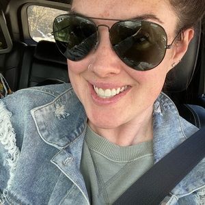 Meet your Posher, Megan